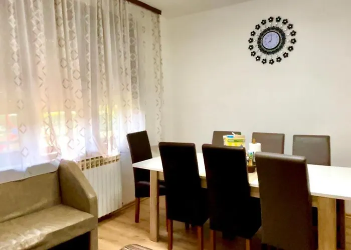 בית נופש Dhabi Sweet *